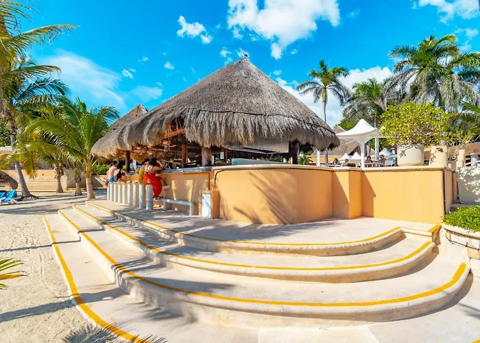 Puerto Aventuras Hotel & Beach Club
