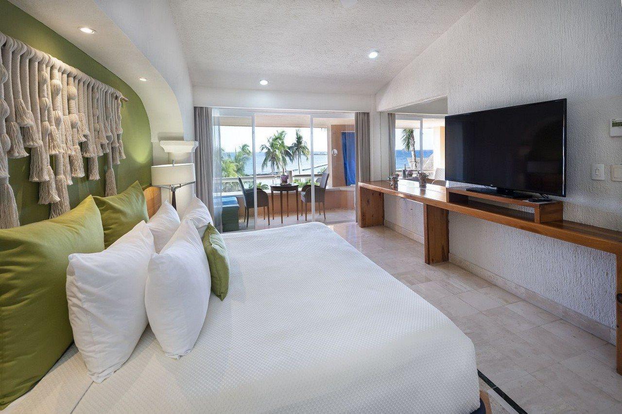 & Club Hotel 5*