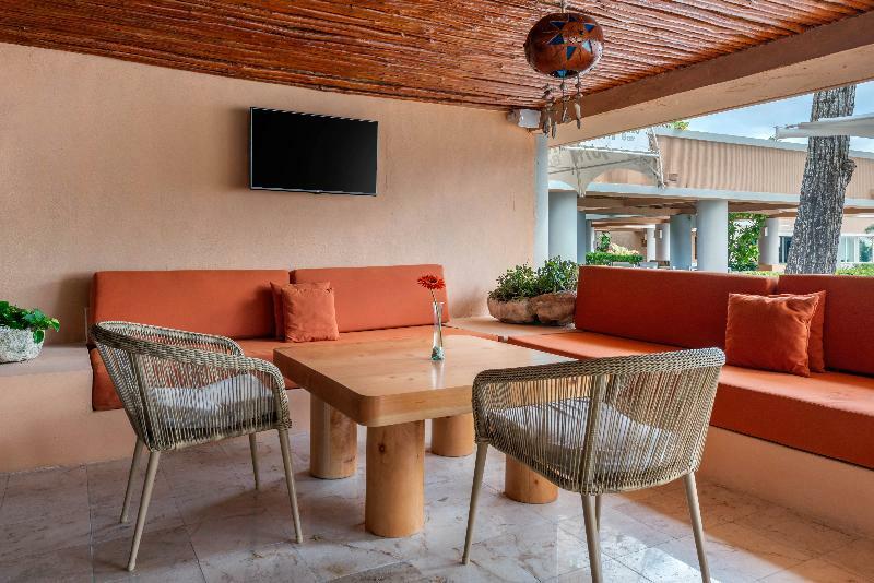 & Club 5* Puerto Aventuras